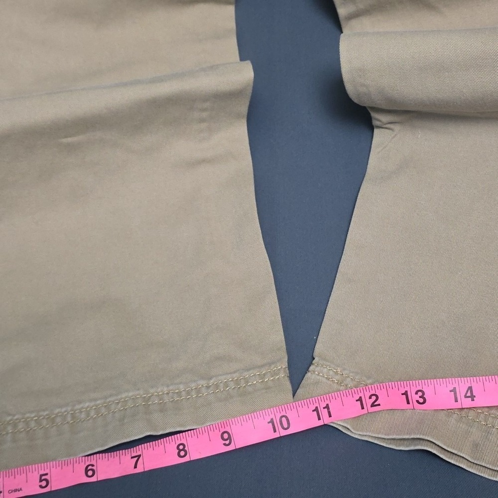 Vintage Y2K Levi's Khaki Cargo Wide-Leg (10.5" Leg Open) Pants Men's 36x32... - Picture 4 of 10
